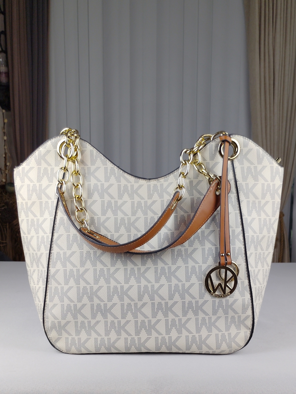 Wendy Keen  Ivory/Beige WK Logo Chain-Handle Shoulder Bag